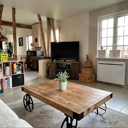 La Maison Des Kia